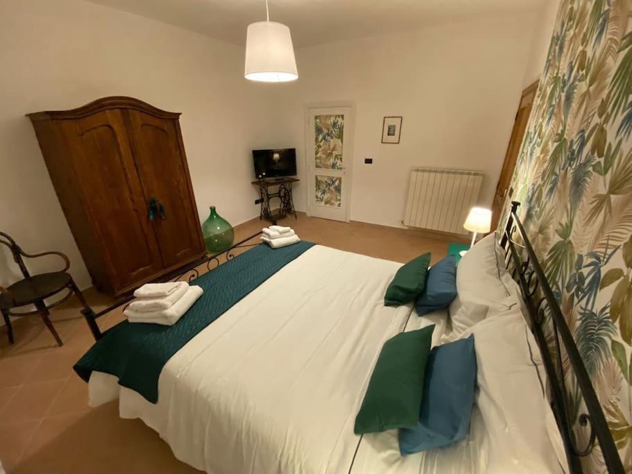 Casa Vacanze Fonte Del Menotre Foligno Eksteriør bilde
